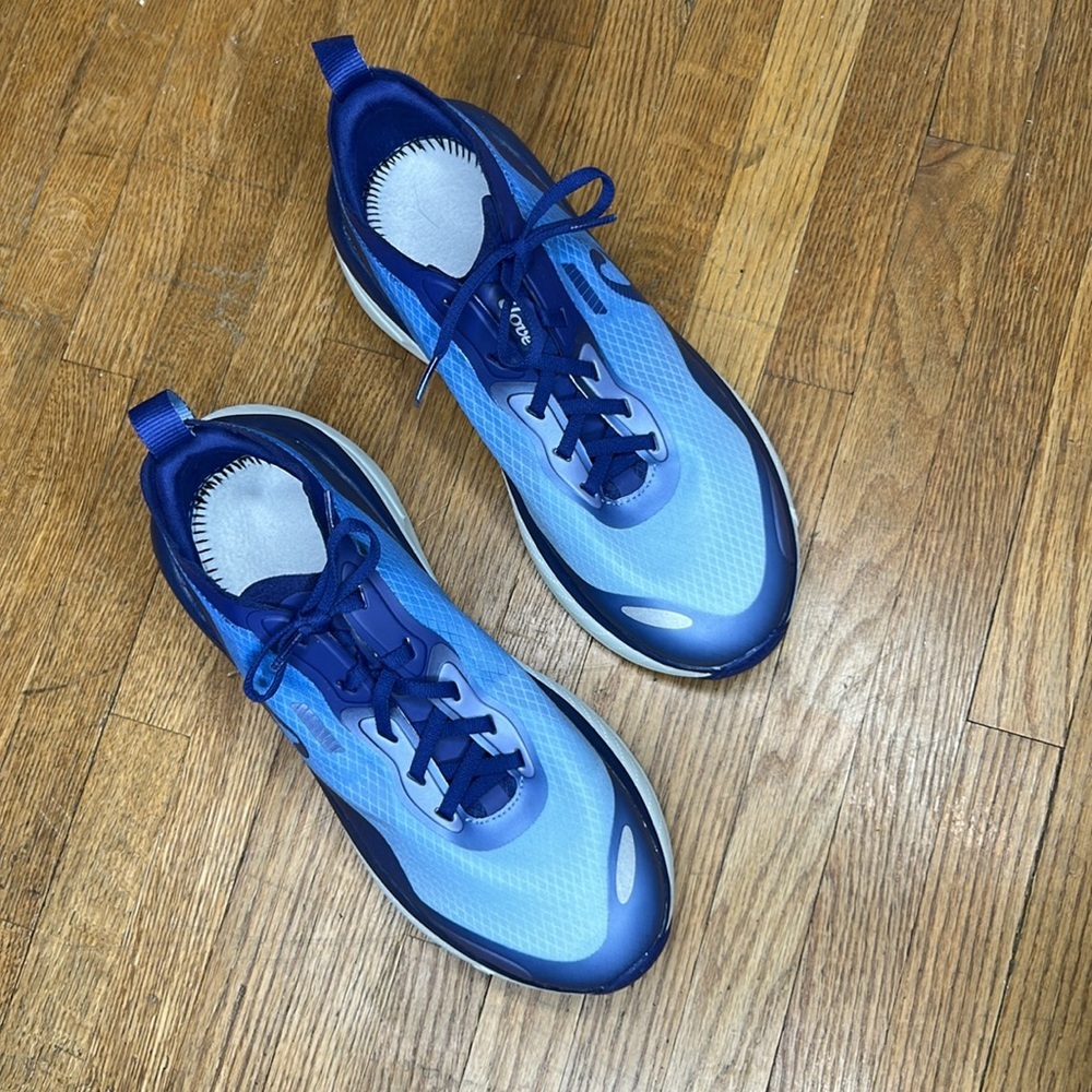 Clove Alto Sneakers - Picture 3 of 5